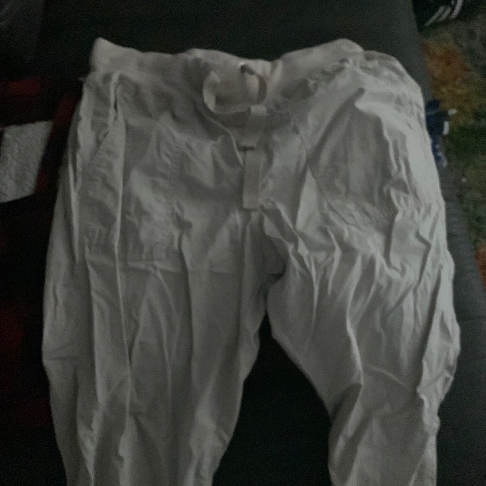 Calvin Klein capris